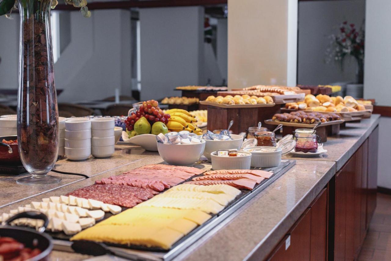 Monthez Hotel & Eventos Бруски Екстериор снимка