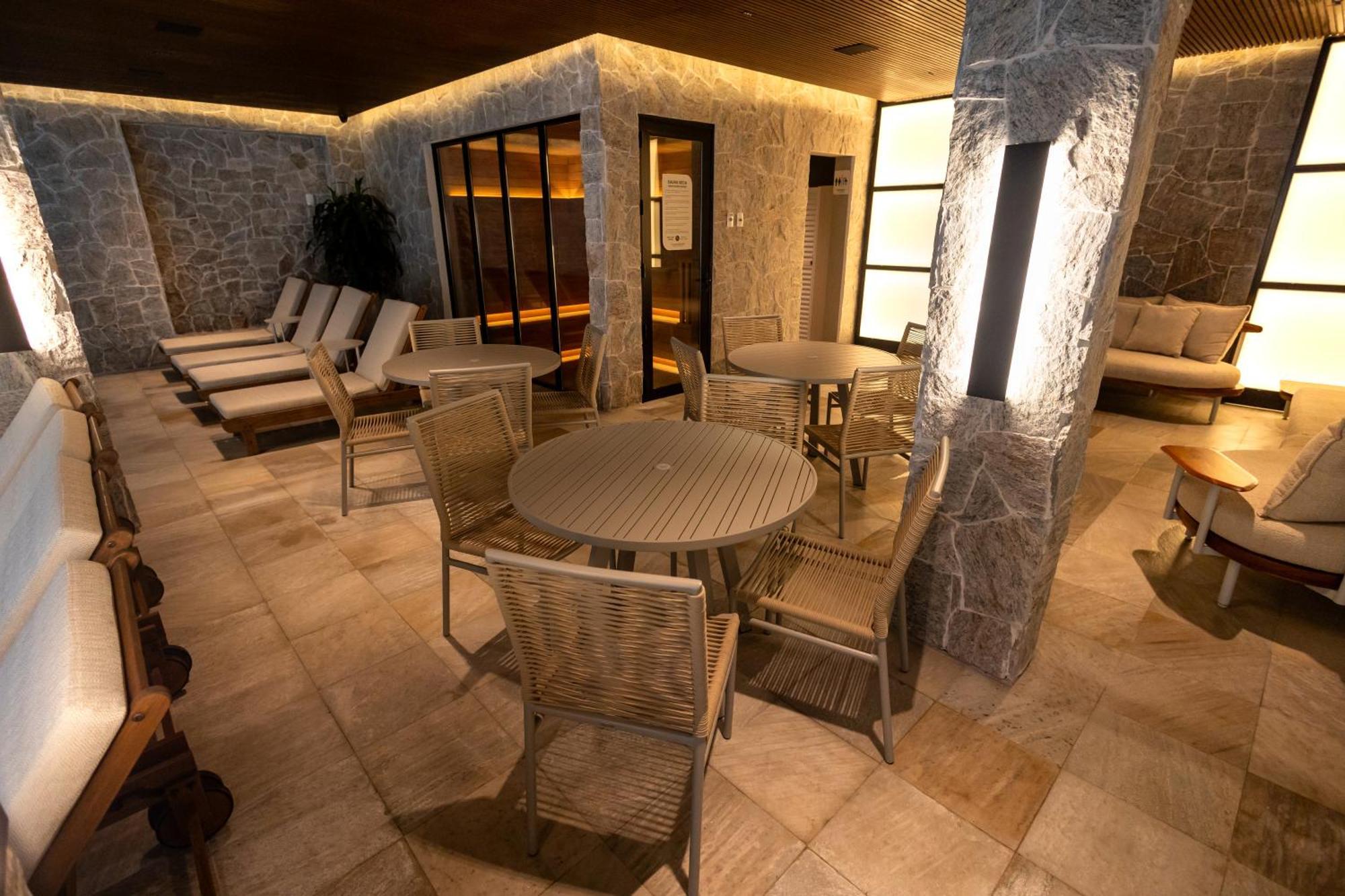 Monthez Hotel & Eventos Бруски Екстериор снимка